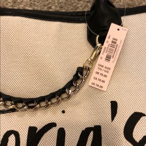 Victoria's Secret Bags - Victoria’s Secret Tote Victoria's Secret Bags - Victoria’s Secret Tote